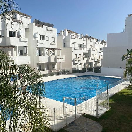 Penthouse Seaview And Golf Valle Romano Estepona Exterior photo